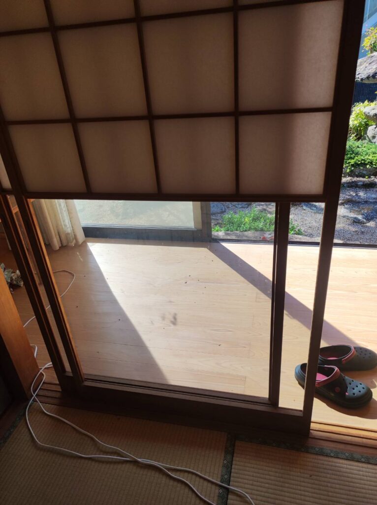防府市の障子ガラス交換前