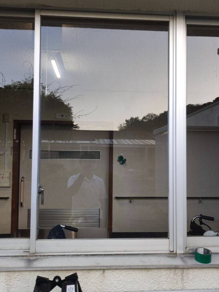 防府市の透明ガラス交換後